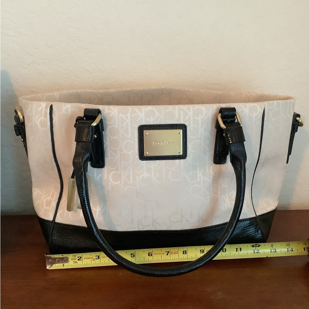 Calvin Klein Handbag tote